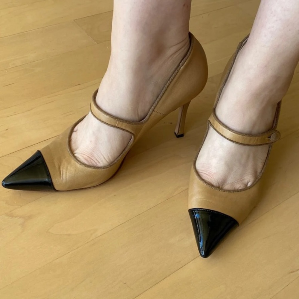 Manolo Blahnik Patent/Leather Mary Jane 39.5